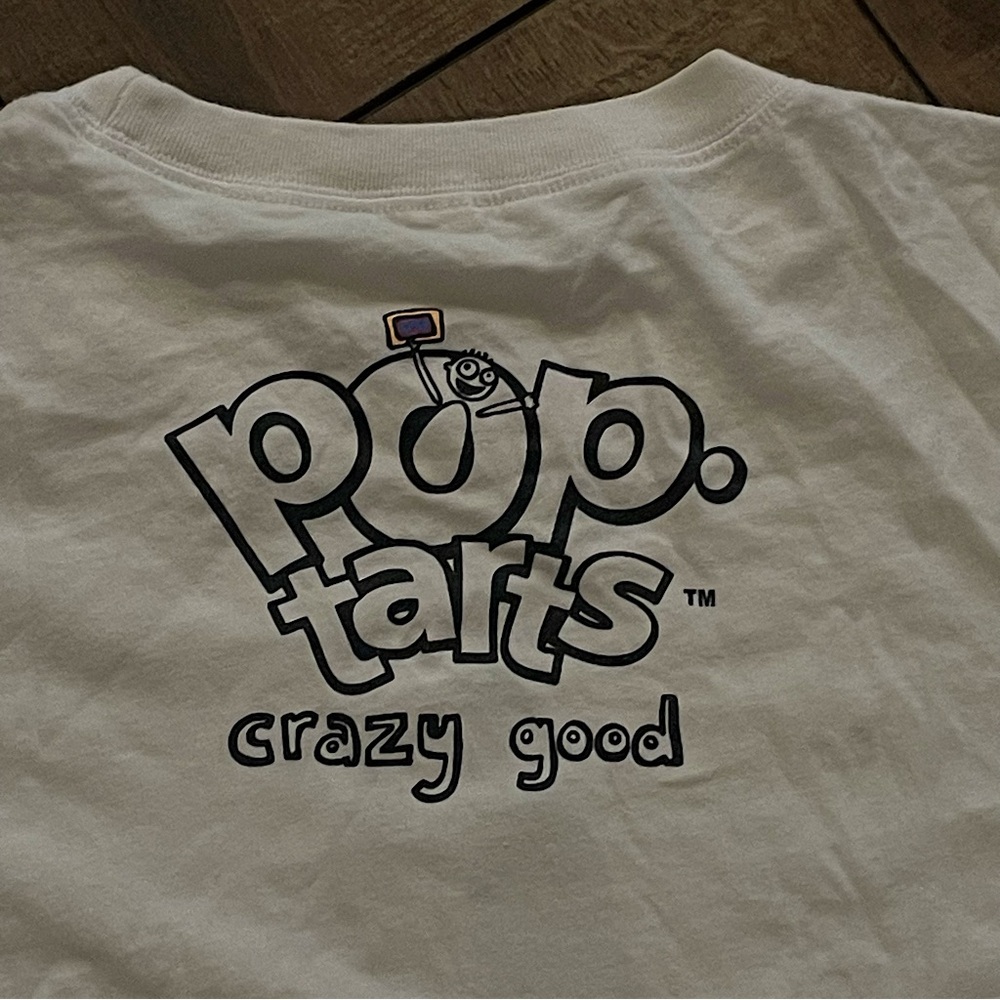 2004 Pop Tarts™️ Wild Berry Dino Promo Shirt Size M